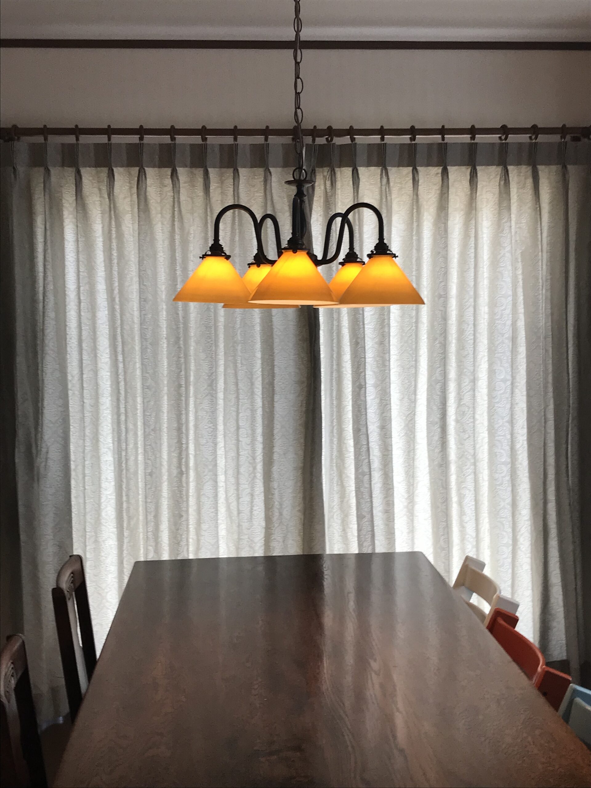 5灯ゴールドダイニングシャンデリア シャンデリア 別売りでリモコン付き LED 照明 おしゃれ led対応